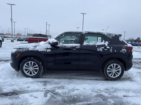 Used 2021 Chevrolet TrailBlazer LS image 6