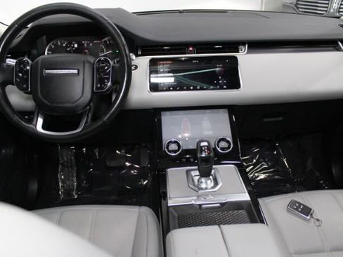 Used 2020 Land Rover Range Rover Evoque S image 2
