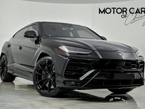 Used 2022 Lamborghini Urus AWD/4WD image 1