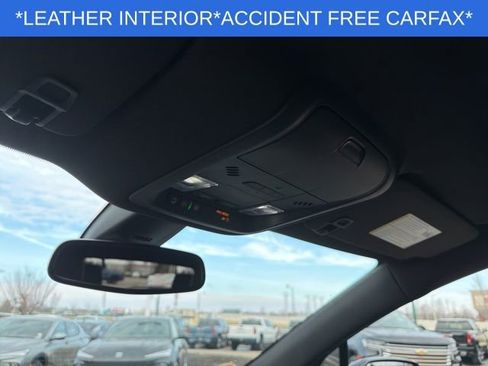 Used 2023 Buick Enclave Essence image 32