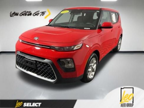 Used 2021 Kia Soul S FWD image 1