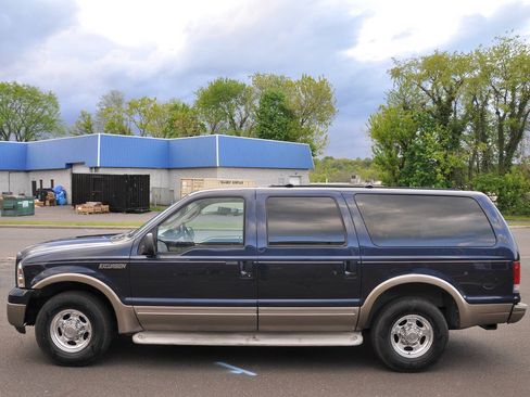 Used 2005 Ford Excursion Eddie Bauer RWD image 32