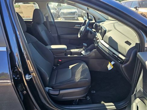 New 2026 Kia Sportage LX w/ LX Convenience Package AWD/4WD image 26