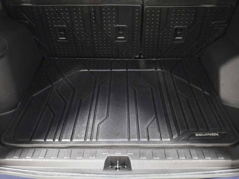 Used 2022 Chevrolet Equinox LT image 37