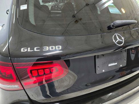 Used 2020 Mercedes-Benz GLC 300 4MATIC image 14