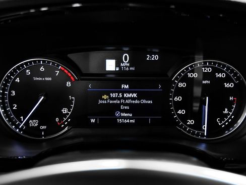 Used 2025 Cadillac XT5 Premium Luxury FWD image 18