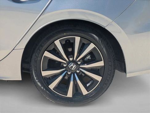 Used 2023 Honda Civic EX-L image 21