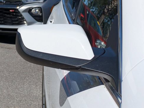 Used 2024 Chevrolet Malibu LT image 11