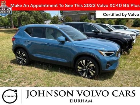 Used 2023 Volvo XC40 B5 Plus w/ Protection Package Premier AWD/4WD image 2