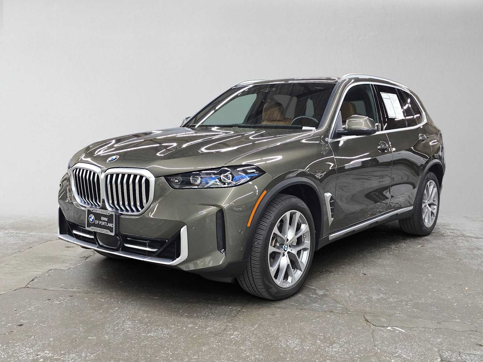 Used 2025 BMW X5 xDrive40i w/ Executive Package AWD/4WD image 7