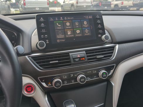 Used 2018 Honda Accord EX-L image 18