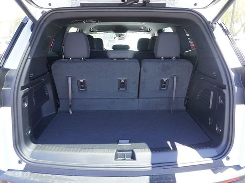 New 2025 GMC Acadia Elevation image 8