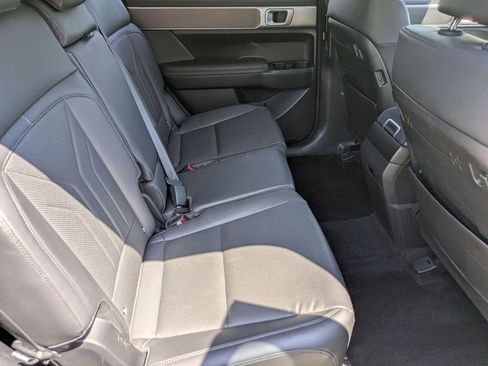 Used 2025 Hyundai Santa Fe SEL AWD/4WD image 29