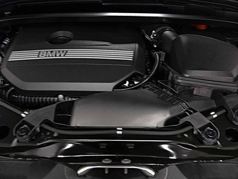 Used 2026 BMW X1 xDrive28i w/ Technology Package image 16