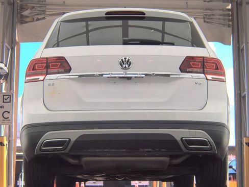 Used 2018 Volkswagen Atlas SE image 6