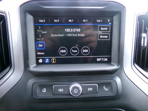Used 2019 Chevrolet Silverado 1500 Custom Trail Boss w/ Custom Convenience Package AWD/4WD image 11