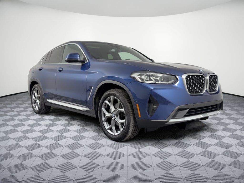 Used 2025 BMW X4 xDrive30i AWD/4WD image 7