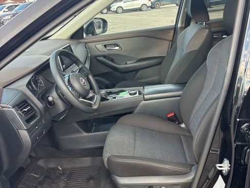 Used 2023 Nissan Rogue SV AWD/4WD image 10