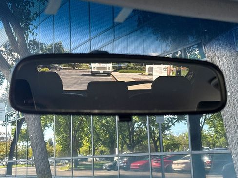 Used 2012 Hyundai Accent SE FWD image 37