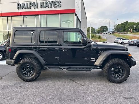 Used 2020 Jeep Wrangler Unlimited Sport AWD/4WD image 2