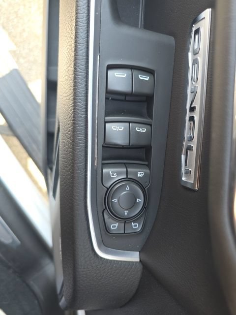 Used 2024 GMC Sierra 1500 Denali w/ Denali Reserve Package AWD/4WD image 13
