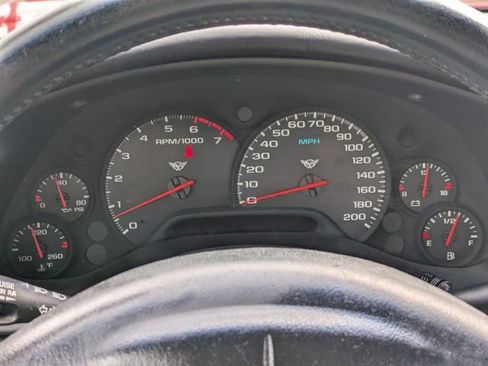 Used 2002 Chevrolet Corvette Convertible w/ Preferred Equipment Group2 image 22