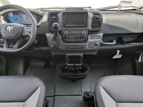 Used 2025 RAM ProMaster 2500 w/ Convenience Group FWD image 13