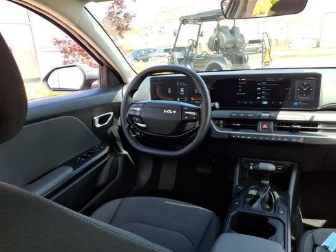 Used 2025 Kia K4 FWD image 7