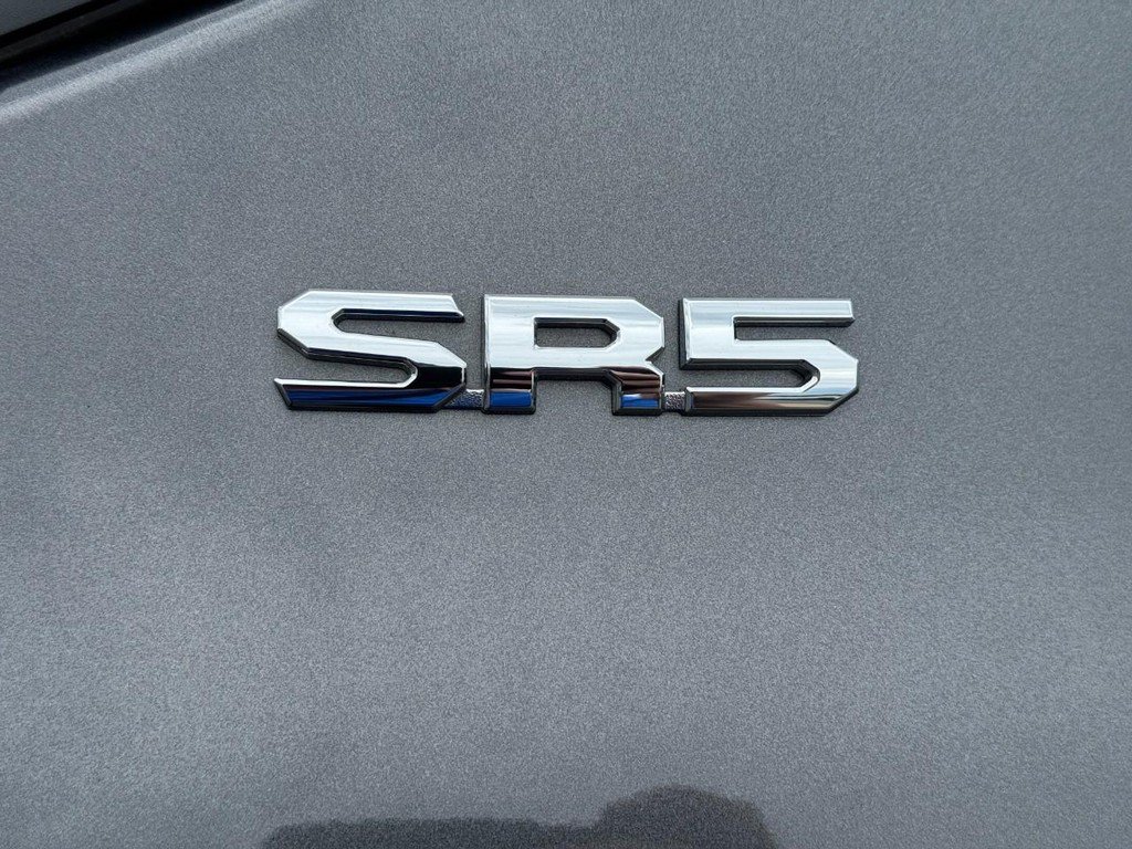 Used 2025 Toyota Tundra SR5 AWD/4WD image 8