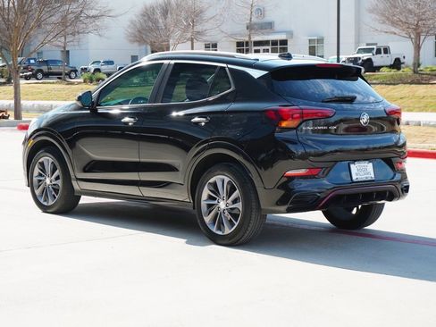 Used 2022 Buick Encore GX Select w/ Sport Touring Package image 3