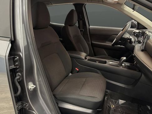 Used 2025 Nissan Kicks S image 26