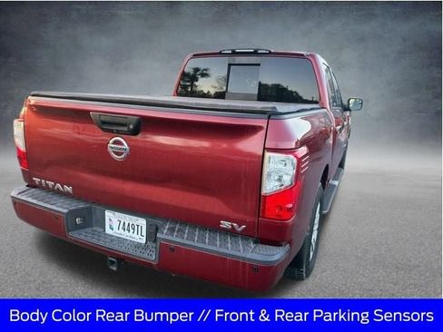 Used 2017 Nissan Titan SV image 6