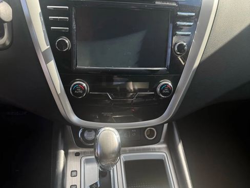 Used 2018 Nissan Murano Platinum image 16