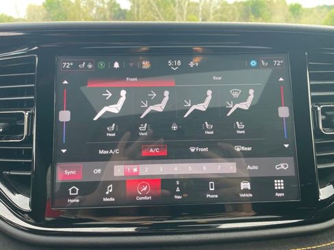 Used 2023 Dodge Durango R/T w/ Hemi Orange Plus Package AWD/4WD image 31