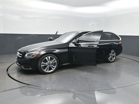Used 2018 Mercedes-Benz C 300 Sedan w/ Premium Package image 38