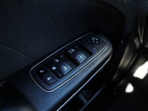 Used 2022 Dodge Charger GT image 29