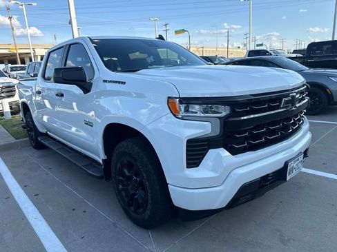 Used 2024 Chevrolet Silverado 1500 RST w/ Protection Package AWD/4WD image 2