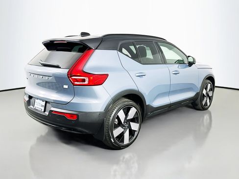 Used 2023 Volvo XC40 Recharge Ultimate w/ Protection Package Premier AWD/4WD image 7