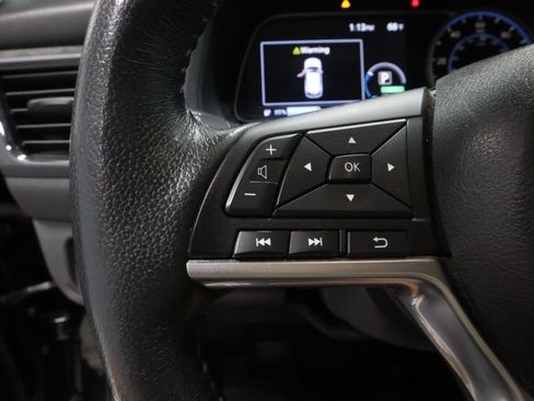 Certified 2018 Nissan Leaf SL w/ SL Technology Package FWD image 27