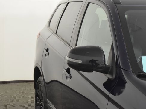 Used 2020 Mitsubishi Outlander LE image 14