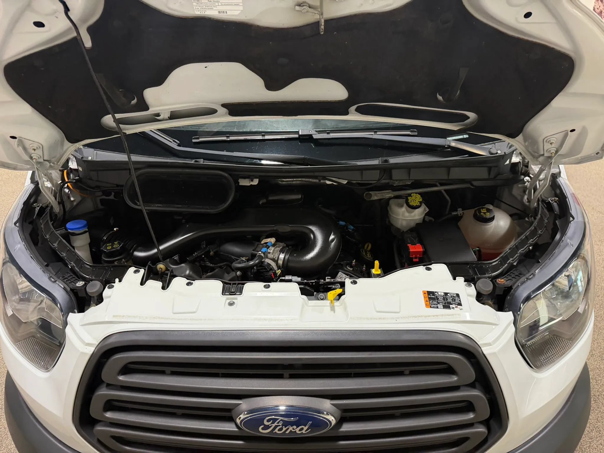 Used 2018 Ford Transit 150 XL RWD image 51