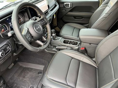 New 2025 Jeep Wrangler Unlimited Rubicon 392 image 21