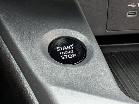 Certified 2026 Nissan Sentra SV w/ SV Convenience Package FWD image 16