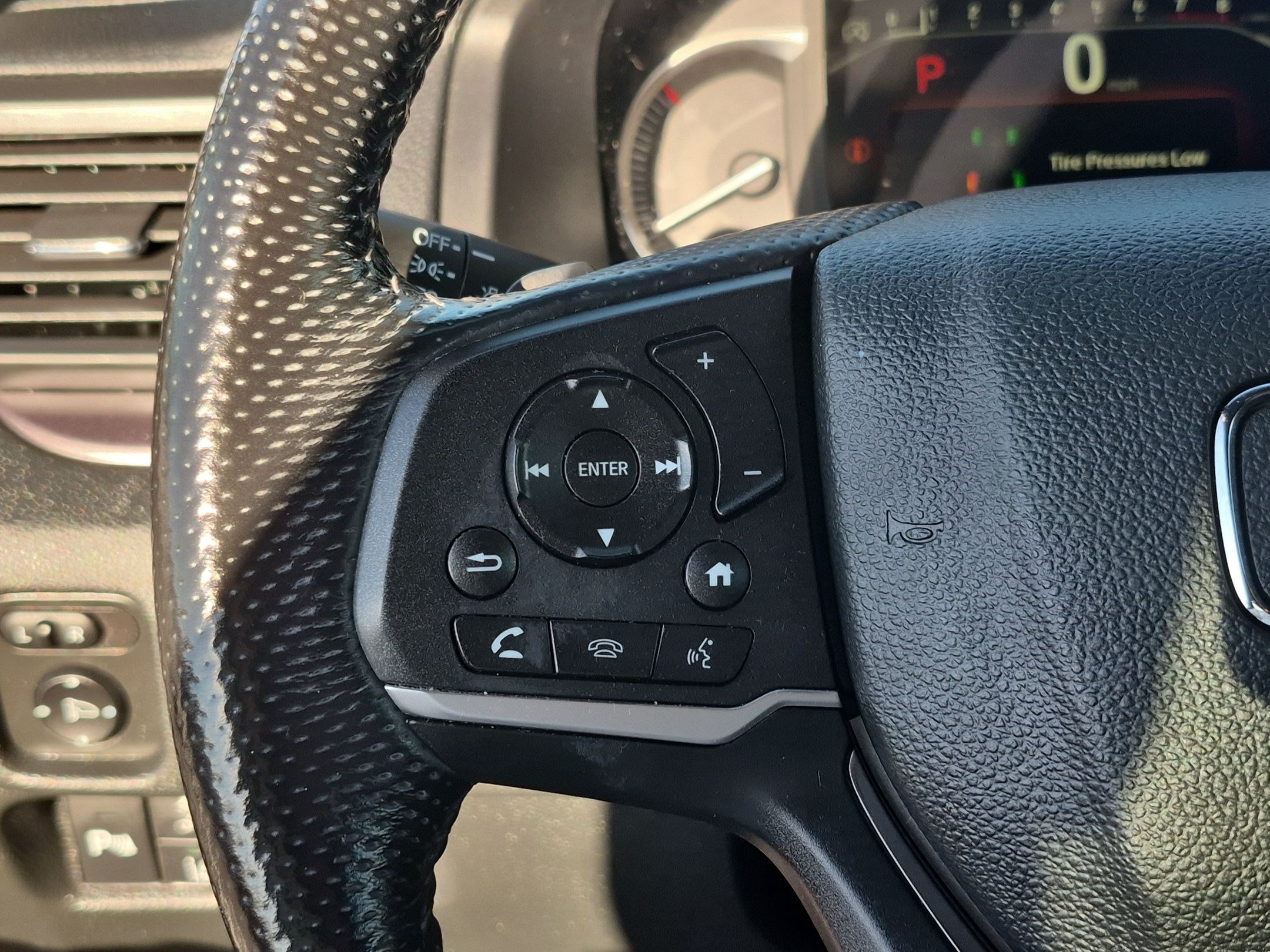 Used 2023 Honda Passport EX-L image 19