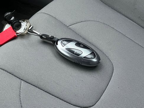 Used 2025 Hyundai Elantra SEL image 22