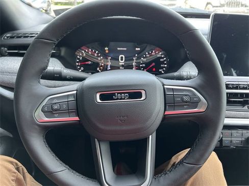 Used 2024 Jeep Compass Latitude w/ Convenience Group image 47