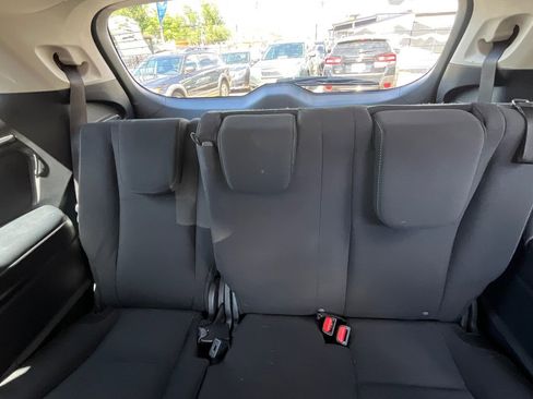 Used 2019 Subaru Ascent Premium AWD/4WD image 18