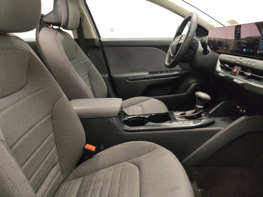Used 2025 Kia K4 EX FWD image 21