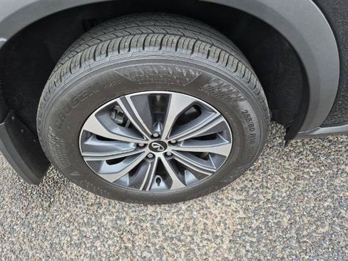 Used 2025 INFINITI QX60 Pure FWD image 23