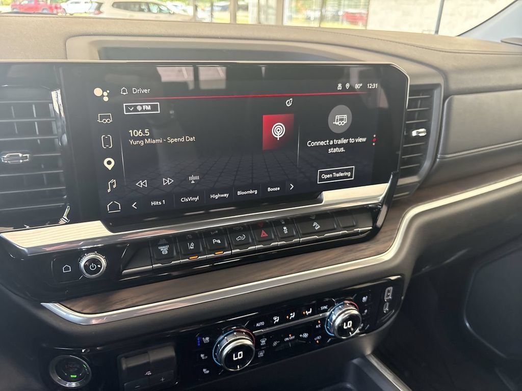 Certified 2025 GMC Sierra 2500 SLT w/ SLT Premium Package AWD/4WD image 13
